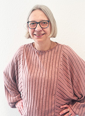 Angestellte 4